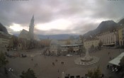 Archiv Foto Webcam Waltherplatz Bozen 11:00
