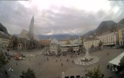 Archiv Foto Webcam Waltherplatz Bozen 13:00