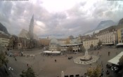 Archived image Bozen: Waltherplatz Webcam 13:00