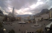 Archived image Bozen: Waltherplatz Webcam 15:00