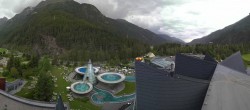 Archived image Webcam Längenfeld: View Aqua Dome 13:00