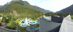 Archived image Webcam Längenfeld: View Aqua Dome 07:00