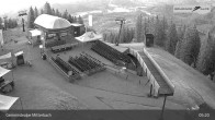 Archiv Foto Webcam Berghütte s&#39;Balzplatzerl Gemeindealpe Mitterbach 04:00