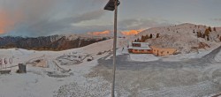 Archived image Webcam Panoramic view from mountain hut Plantapatsch in Watles (South Tyrol) 06:00