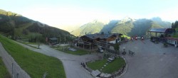Archived image Webcam Klausberg - mountain restaurant Kristallalm in Ahrn Valley (South Tyrol) 06:00