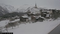 Archiv Foto Webcam Dorfansicht Ernen mit Kirche 09:00