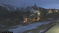 Archiv Foto Webcam Dorfansicht Ernen mit Kirche 05:00