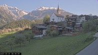 Archiv Foto Webcam Dorfansicht Ernen mit Kirche 07:00