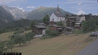 Archiv Foto Webcam Dorfansicht Ernen mit Kirche 13:00