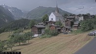 Archiv Foto Webcam Dorfansicht Ernen mit Kirche 15:00