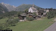 Archiv Foto Webcam Dorfansicht Ernen mit Kirche 13:00