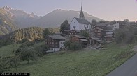 Archiv Foto Webcam Dorfansicht Ernen mit Kirche 06:00