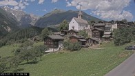 Archiv Foto Webcam Dorfansicht Ernen mit Kirche 13:00