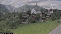 Archiv Foto Webcam Dorfansicht Ernen mit Kirche 13:00