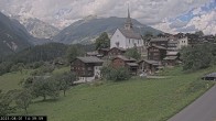 Archiv Foto Webcam Dorfansicht Ernen mit Kirche 13:00