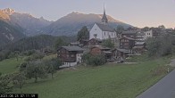 Archiv Foto Webcam Dorfansicht Ernen mit Kirche 06:00