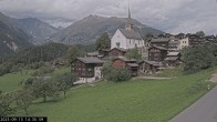 Archiv Foto Webcam Dorfansicht Ernen mit Kirche 13:00
