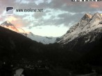 Archiv Foto Webcam Blick auf den Dent Blanche 19:00