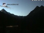 Archiv Foto Webcam Blick auf den Dent Blanche 05:00
