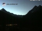 Archiv Foto Webcam Blick auf den Dent Blanche 06:00