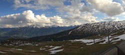 Archiv Foto Webcam Berghaus Nagens Talblick 17:00