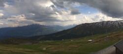Archiv Foto Webcam Berghaus Nagens Talblick 17:00
