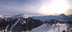 Archived image Webcam Panorama view Lake Louise 13:00