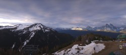 Archiv Foto Webcam Blick in den Banff National Park 04:00