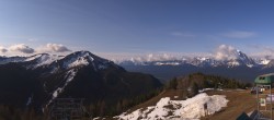 Archived image Webcam Panorama view Lake Louise 01:00