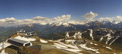 Archiv Foto Webcam Mayrhofen: Unterberg und Seekarhütte 15:00