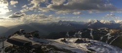 Archiv Foto Webcam Mayrhofen: Unterberg und Seekarhütte 06:00