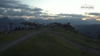Archiv Foto Webcam Bergstation Asitzbahn 05:00