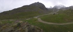 Archived image Webcam Mid-Station Kreuzboden Gondola Saas-Grund Hohsaas 17:00