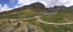 Archived image Webcam Mid-Station Kreuzboden Gondola Saas-Grund Hohsaas 11:00
