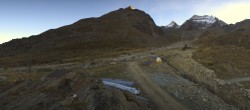 Archived image Webcam Mid-Station Kreuzboden Gondola Saas-Grund Hohsaas 07:00