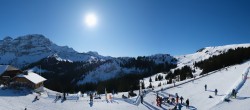 Archiv Foto Webcam Villars Gryon Diablerets Isenau Panorama 11:00