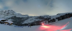 Archived image Webcam Villars Gryon Diablerets Isenau Roundshot 23:00