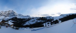 Archiv Foto Webcam Villars Gryon Diablerets Isenau Panorama 15:00