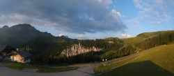 Archived image Webcam Villars Gryon Diablerets Isenau Roundshot 05:00