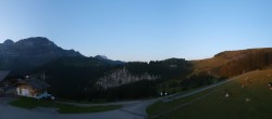 Archiv Foto Webcam Villars Gryon Diablerets Isenau Panorama 05:00