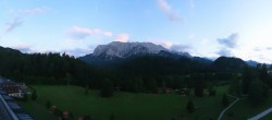 Archiv Foto Webcam Garmisch-Partenkirchen: Schloss Elmau 19:00