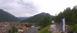 Archiv Foto Webcam Mittenwald Panoramablick 13:00