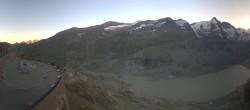 Archiv Foto Webcam Großglockner: Gletscherrestaurant Freiwandeck 19:00