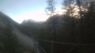 Archiv Foto Webcam Grächen: Charles Kuonen Hängebrücke 05:00