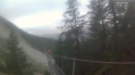 Archiv Foto Webcam Grächen: Charles Kuonen Hängebrücke 05:00