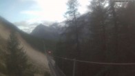 Archiv Foto Webcam Grächen: Charles Kuonen Hängebrücke 19:00