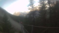 Archiv Foto Webcam Grächen: Charles Kuonen Hängebrücke 07:00