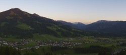 Archiv Foto Webcam Dorfkamera über Westendorf am Wilden Kaiser 19:00