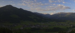 Archiv Foto Webcam Dorfkamera über Westendorf am Wilden Kaiser 05:00