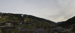 Archiv Foto Webcam Blick über Saalbach vom Alpinresort 09:00
